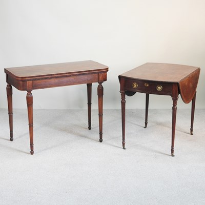 Lot 465 - A George III mahogany and yew wood crossbanded...