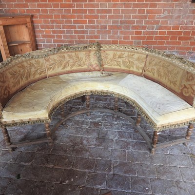 Lot 8 - An early 20th century upholstered conversation seat