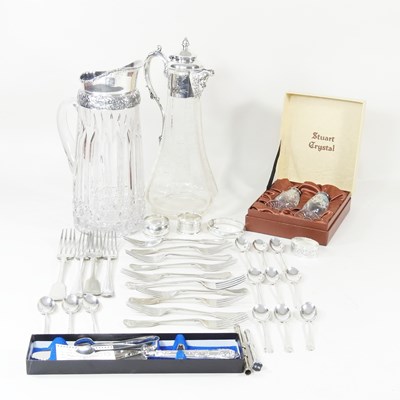 Lot 621 - A collection of silver and plated items, to...