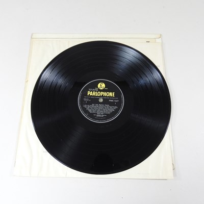 Lot 30 - A collection of Beatles albums, Revolver, Band...