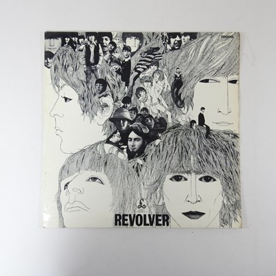 Lot 30 - A collection of Beatles albums, Revolver, Band...