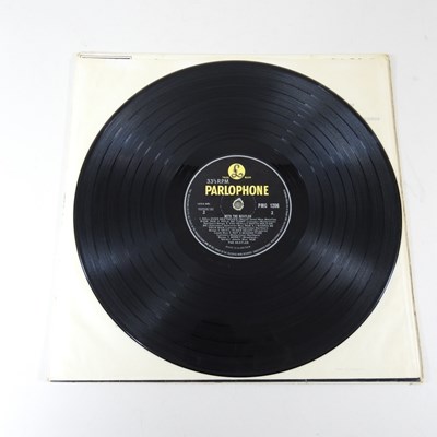 Lot 30 - A collection of Beatles albums, Revolver, Band...