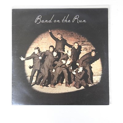 Lot 30 - A collection of Beatles albums, Revolver, Band...