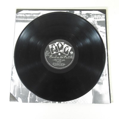 Lot 30 - A collection of Beatles albums, Revolver, Band...