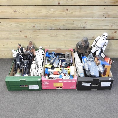 Lot 275 - A collection of Star Wars related toys and...