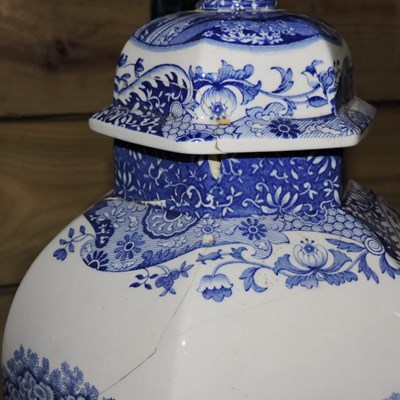 Lot 154 - A Spode Italian pattern ginger jar and cover