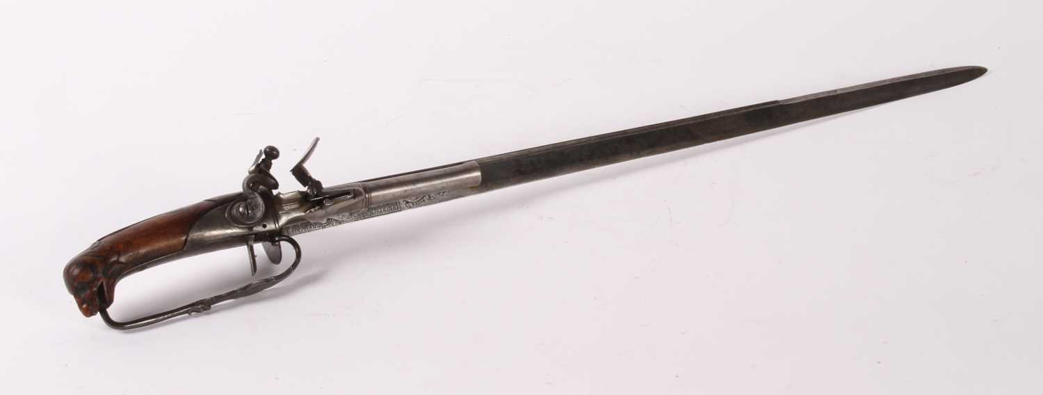 Lot 1 - An early 18th century German combined hunting...
