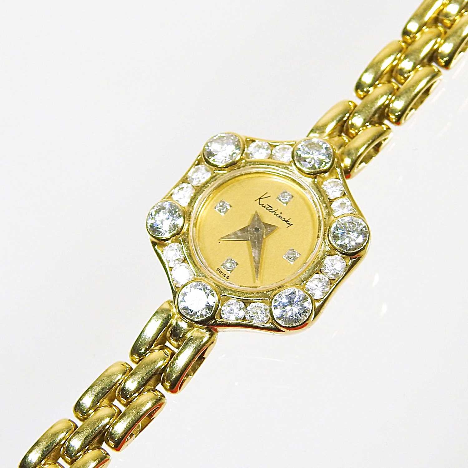 Lot 22 - A Kutchinsky 18 carat gold cased ladies...