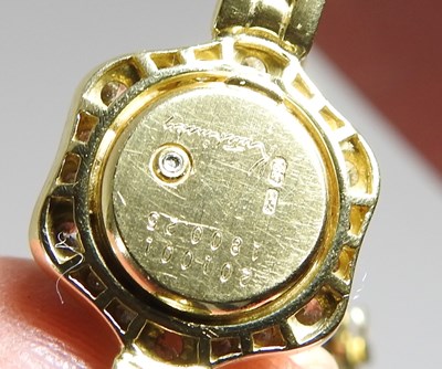 Lot 22 - A Kutchinsky 18 carat gold cased ladies...