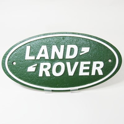 Lot 403 - A cast iron Land Rover sign, 30 x 18cm