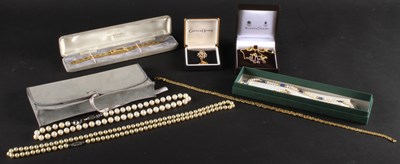 Lot 91 - A Gucci gold plated ladies dress wristwatch,...