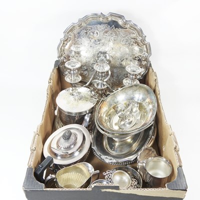 Lot 542 - A collection of silver plate and metalwares,...