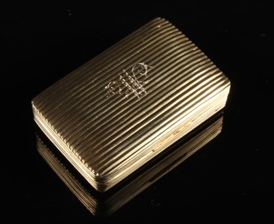 Lot 162 - A George III silver-gilt snuff box, marks worn...