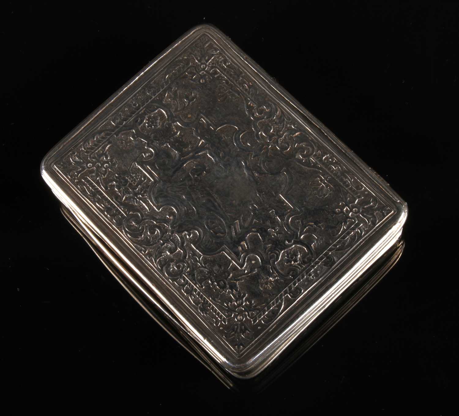 Lot 28 - A silver pocket snuff box, circa 1720, the lid...