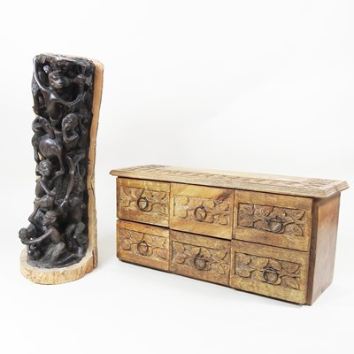Lot 384 - An African carved hardwood Makonde carving,...