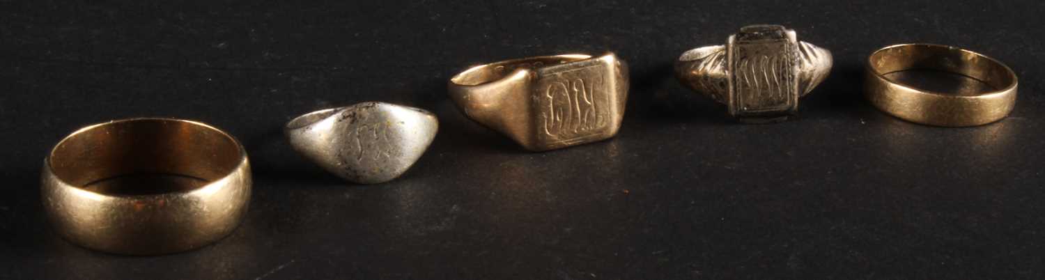 Lot 92 - Two 9 carat gold wedding bands, together with...
