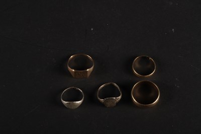 Lot 92 - Two 9 carat gold wedding bands, together with...