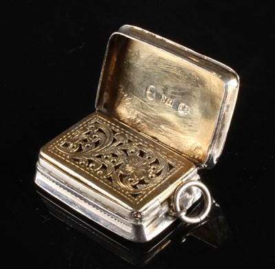 Lot 13 - A William IV silver pocket vinaigrette, of...