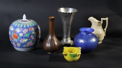 Lot 595 - A collection of ceramics and other wares,...