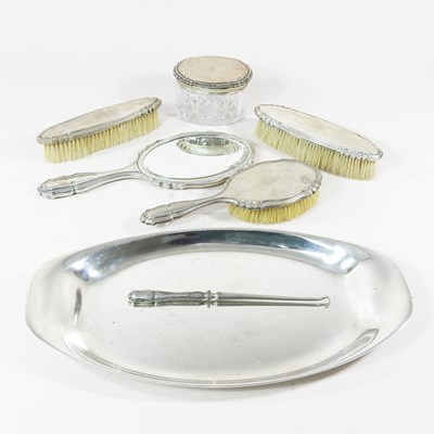 Lot 315 - A collection of early 20th century continental...