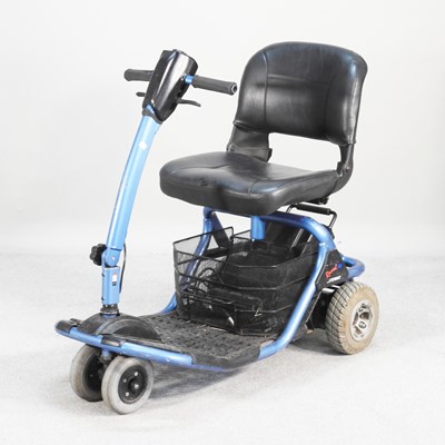 Lot 354 - A blue Rascal electric mobility scooter, with...