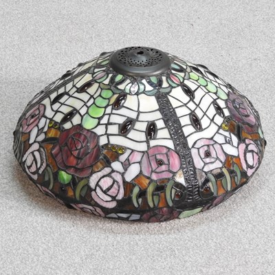 Lot 380 - A Tiffany style light shade, 39cm diameter