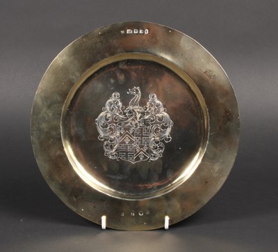 Lot 9 - An Elizabeth II silver gilt dish, after the...