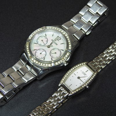 Lot 238 - An Accurist wristwatch, with a mother of pearl...