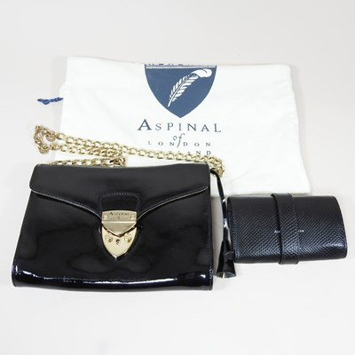 Lot 85 - An Aspinal black gloss ladies handbag, with...