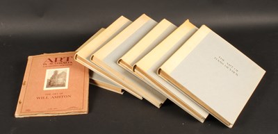 Lot 711 - A collection of art reference books on...