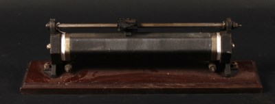 Lot 672 - A tabletop variable resistor, by British...