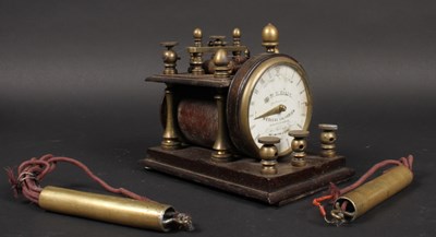 Lot 686 - A 19th century "Medical Galvanism" electric...