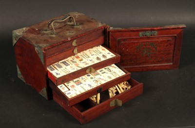 Lot 744 - A mahjong games set, cased