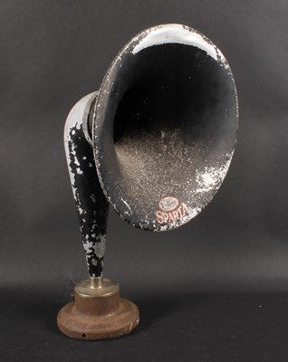Lot 661 - A Fuller's Sparta speaker horn