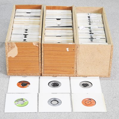 Lot 520 - A large collection of vinyl singles, 45RPM...