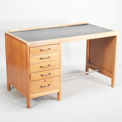 Lot 366 - A mid 20th century light oak single pedestal...