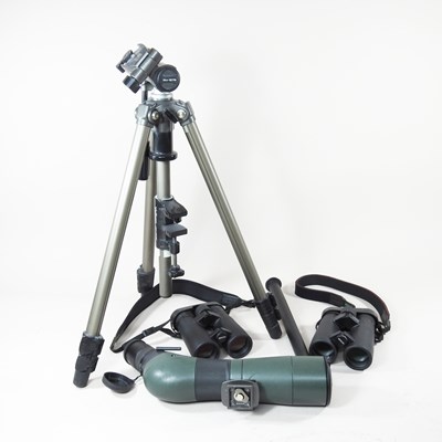 Lot 336 - A Swarovski HD telescope, 23cm long, on a...