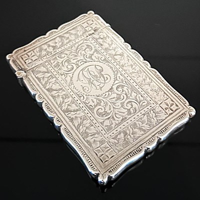 Lot 79 - An Edwardian silver visiting card case, of...