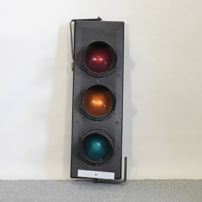 Lot 342 - A traffic light