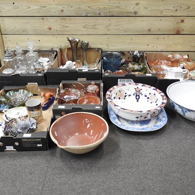 Lot 221 - A large collection of china and glassware
