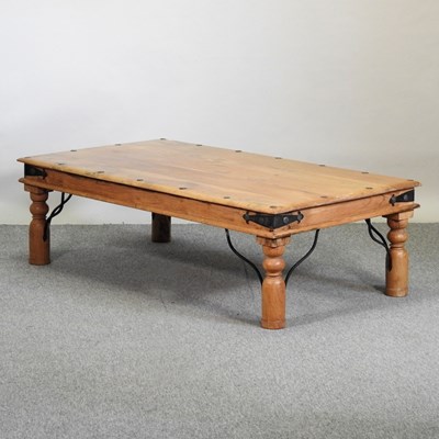 Lot 442 - A modern hardwood studded coffee table