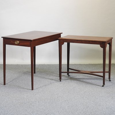Lot 528 - A George III mahogany side table
