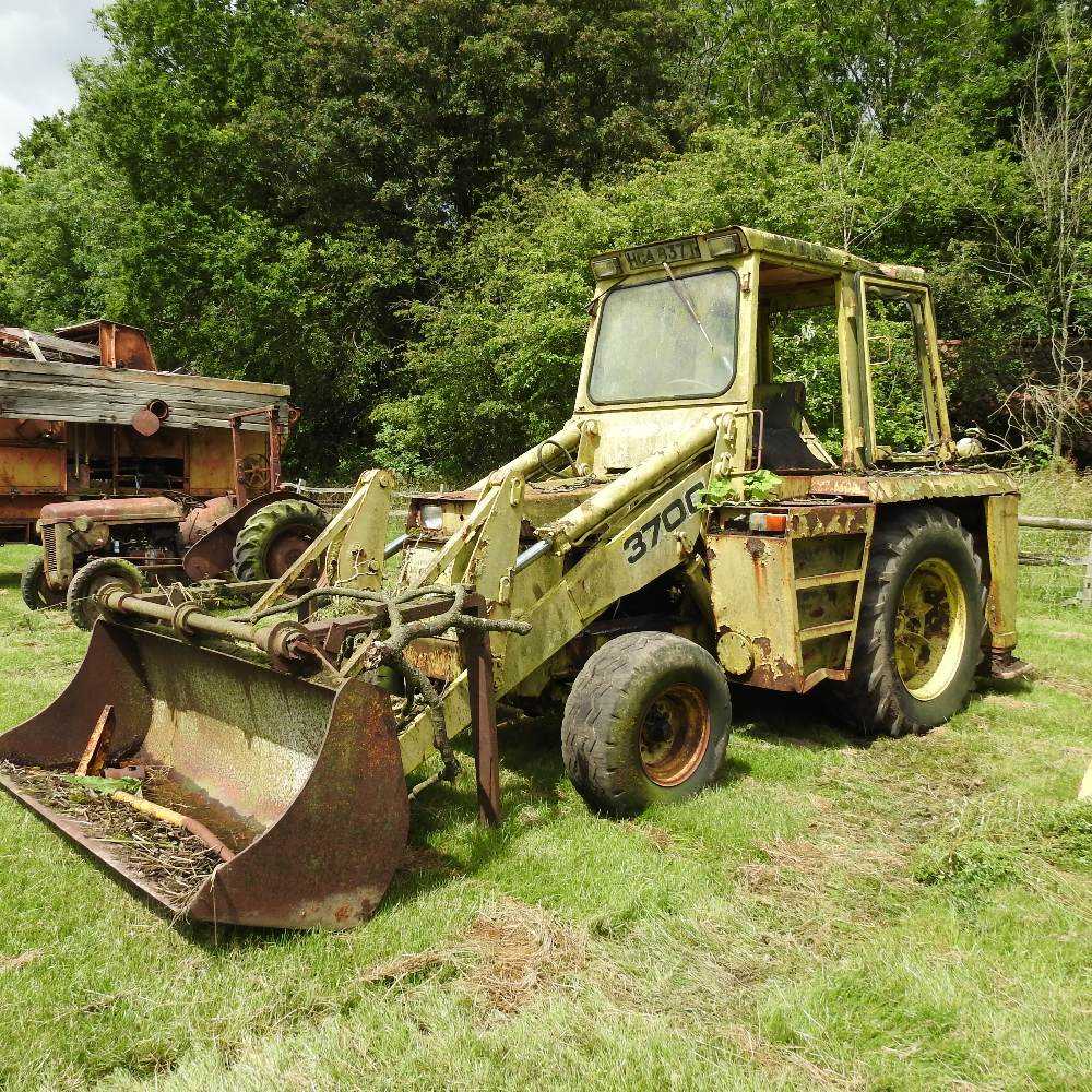 Lot 586 - Plus VAT - A Hymac 370C digger