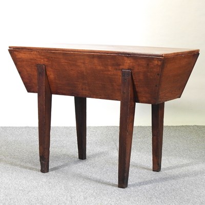 Lot 532 - A 19th century elm dough bin