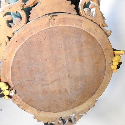 Lot 39 - A Regency carved pine and gilt gesso framed convex wall mirror