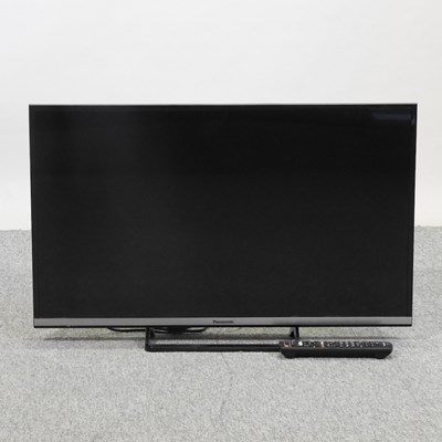 Lot 646 - A Panasonic 32 inch television