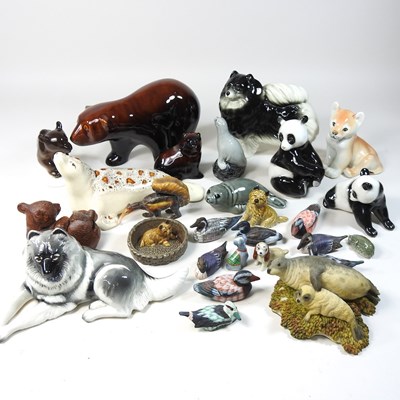 Lot 143 - A collection of porcelain animal figures
