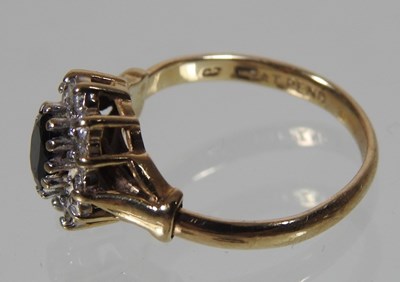 Lot 11 - A 10 carat gold carnelian intaglio ring