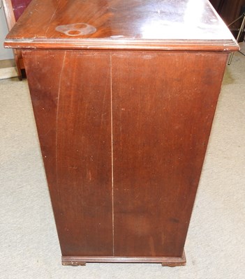 Lot 457 - A George III mahogany secretaire chest