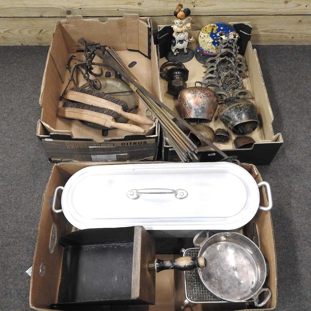 Lot 160 - Three boxes of metal wares